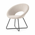 silla individual tapizada en bouclé beige con respaldo envolvente abierto y base metálica negra 60 x 62 x 82 cm